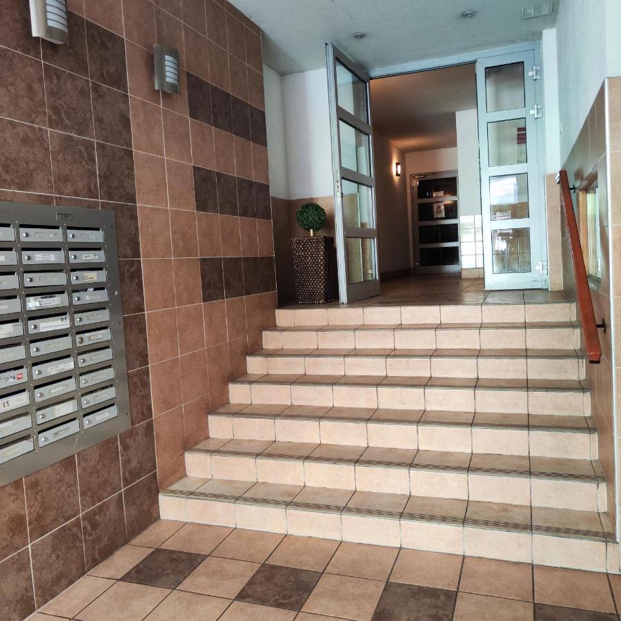 Dolce Vita Zafir Apartman Budapest Bagian luar foto